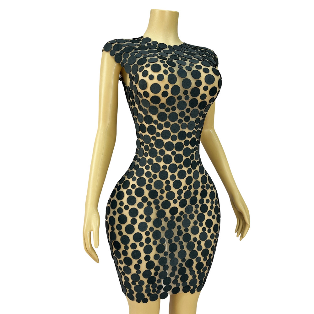 Women Fashion Designer Dresses Photos - Moda Tasarımı Beyaz Noktalı Köpük Kolsuz