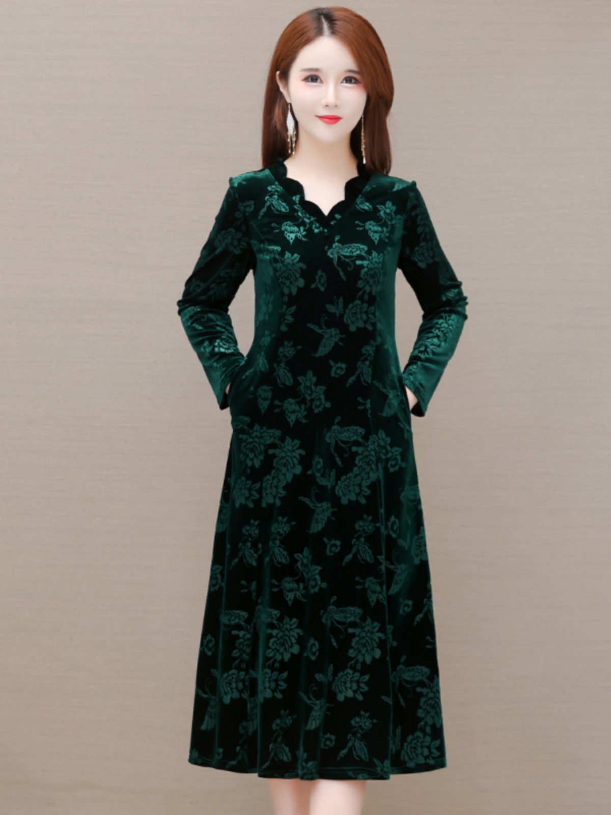 Zarif Kadife Elbise V Yaka Mid - Women Fashion Over 60 incelemesi ve fiyatı